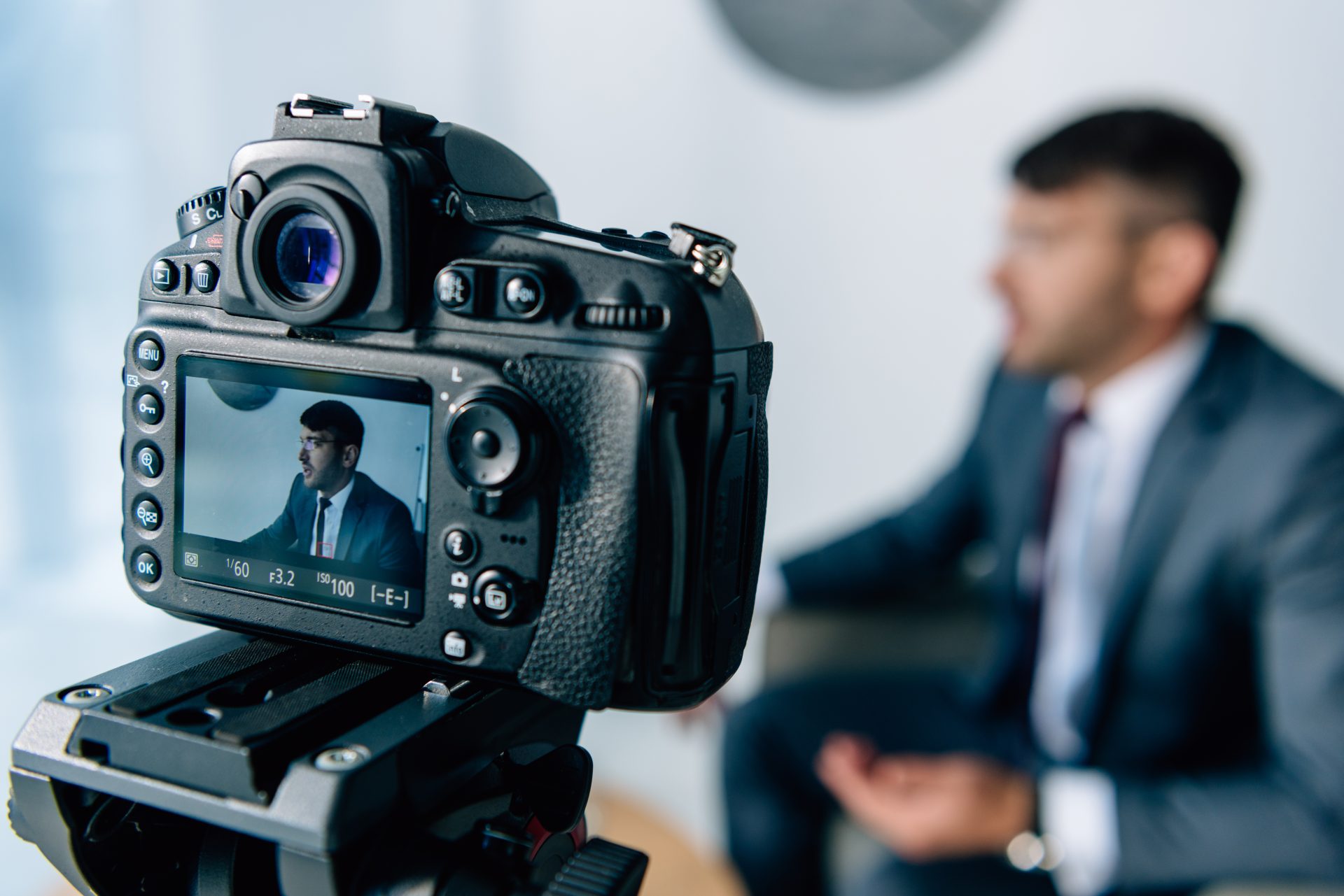 Visual content with video